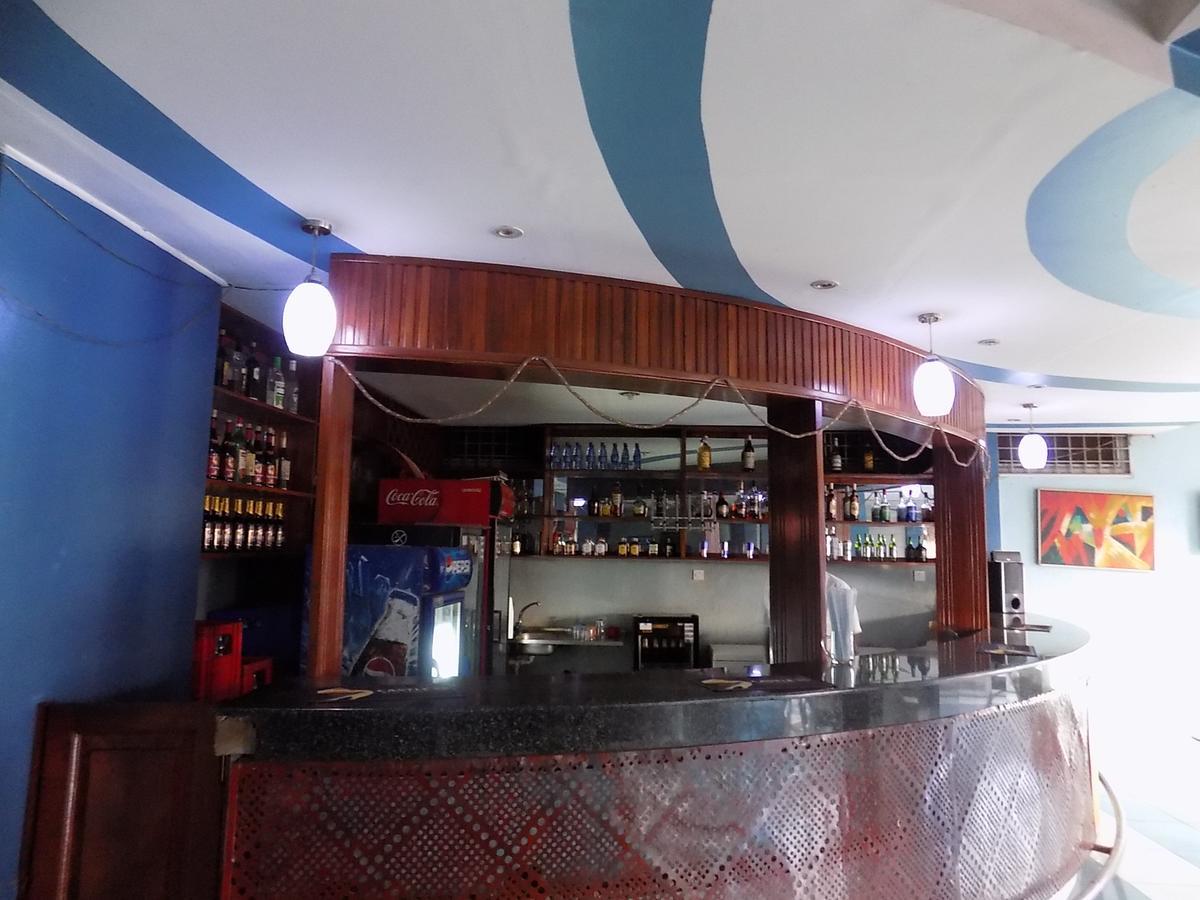 Aponye Hotel Kampala Exterior photo